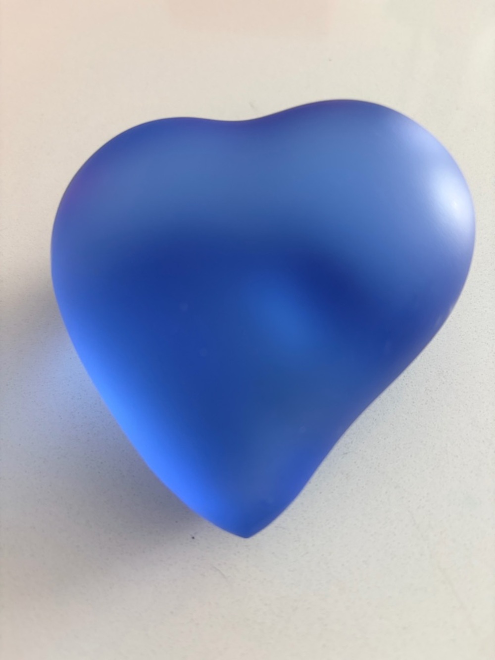 Kosta Boda Bertil Vallien (Heartbeat 2001) Frosted Blue Glass Sculpture